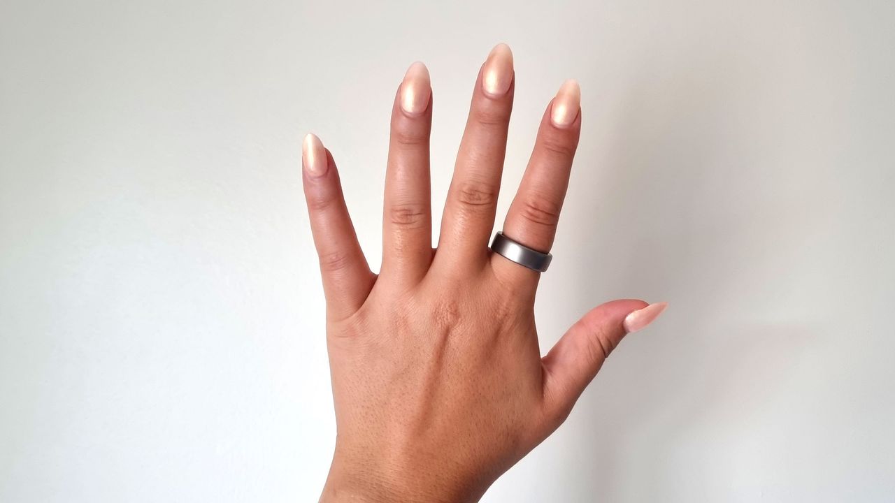 amazfit-helio-smart-ring-review-–-urmarirea-exacta-a-somnului-fara-a-rupe-banca