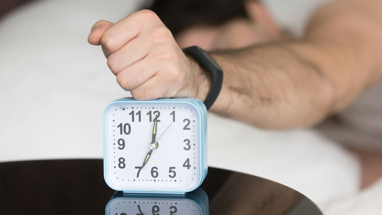 cei-mai-buni-trackers-de-somn-2025-–-de-la-inele-inteligente-la-ceasuri-de-fitness