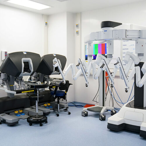 chirurgie-experimentala-efectuata-de-robotul-chirurgical-condus-de-ai