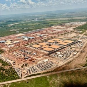 openai-si-partenerii-construiesc-un-centru-masiv-de-date-ai-in-texas