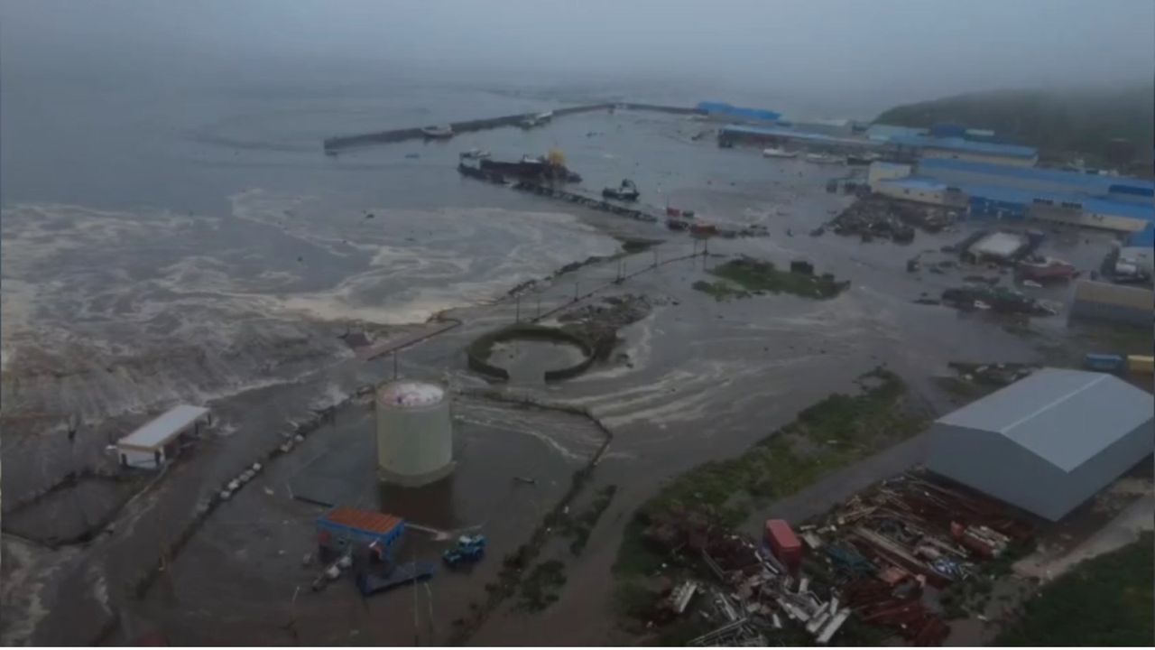 cutremurul-rusiei:-magnitudinea-8,8-megaquake-loveste-kamchatka,-generand-tsunami-in-pacific