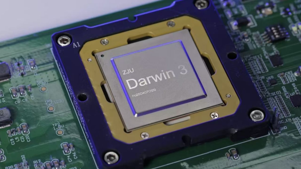 „maimuta-darwin”-din-china-este-cel-mai-mare-supercomputer-inspirat-de-creier-din-lume