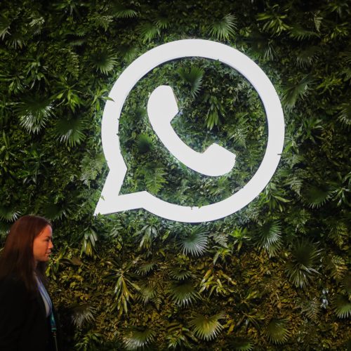 fostul-sef-de-securitate-whatsapp-in-proces-asemaneaza-cultura-meta-la-un-„cult”