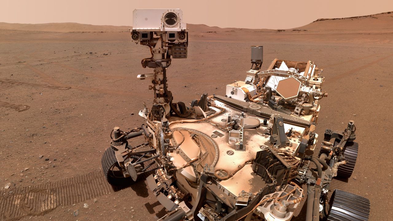 „incredibil-de-interesant”:-nasa-sustine-ca-a-gasit-„cel-mai-clar-semn”-inca-al-vietii-trecute-pe-marte